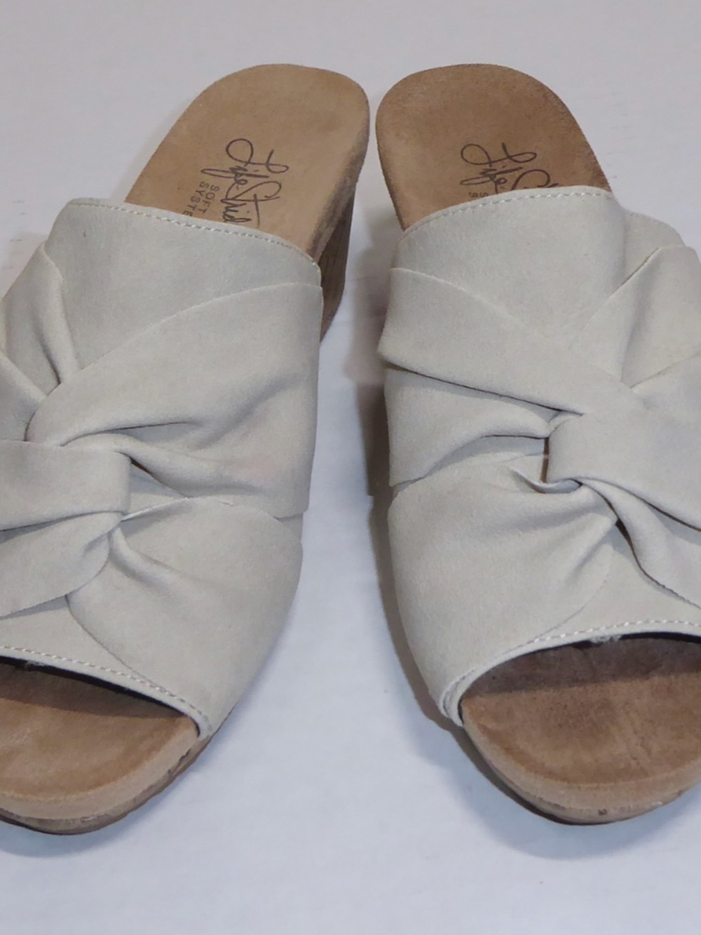 Womens Almond Milk LifeStride Mallory Sandals Cork Wedge Heel Cream Shoes 7.5